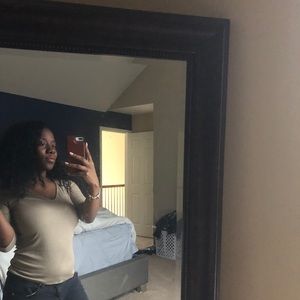 Meet your Posher, Michaela